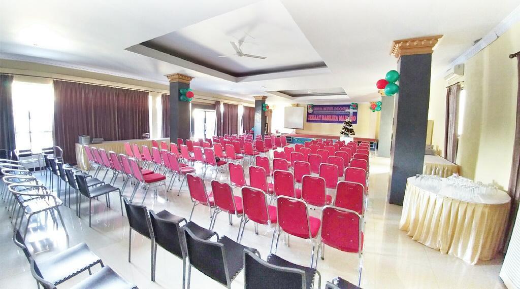 Quint Hotel Manado Zewnętrze zdjęcie
