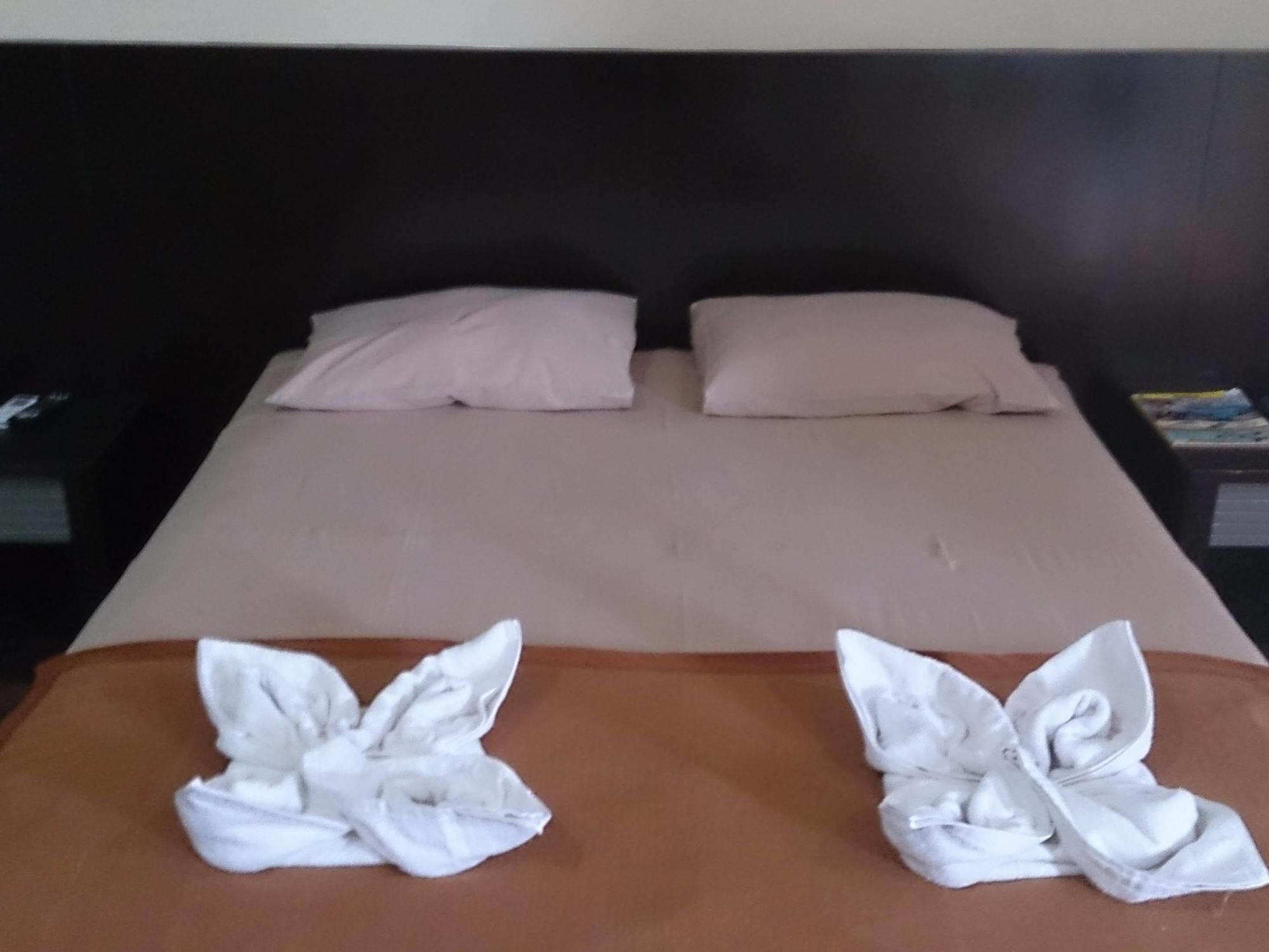 Quint Hotel Manado Zewnętrze zdjęcie